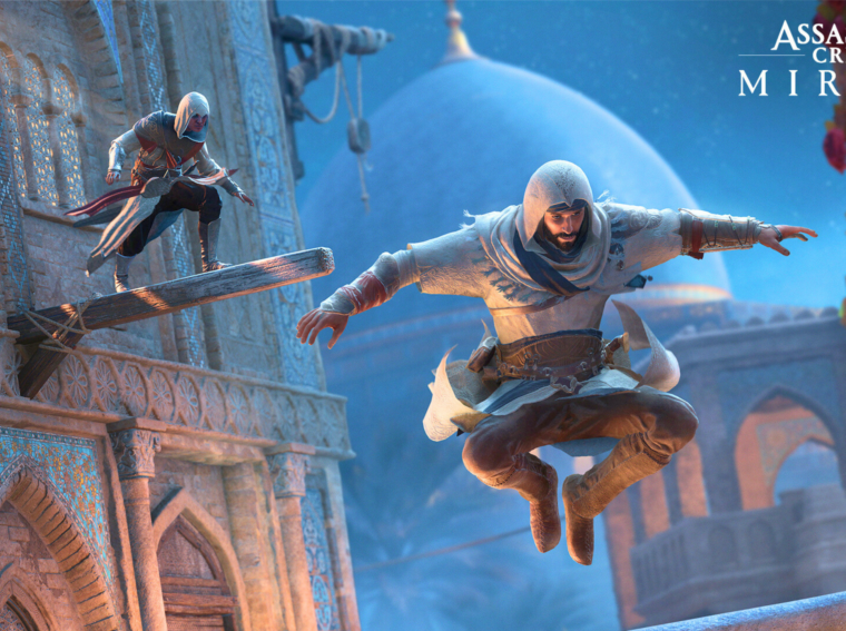 Basim, protagonista de Assassin's Creed Mirage, em posição de furtividade no topo de um telhado em Bagdá, pronto para executar um assassinato. Guia com 10 dicas essenciais.